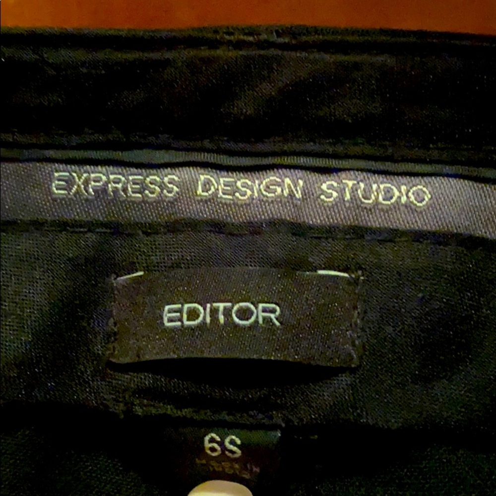 EXPRESS DESIGN STUDIO EDITOR size 6 S